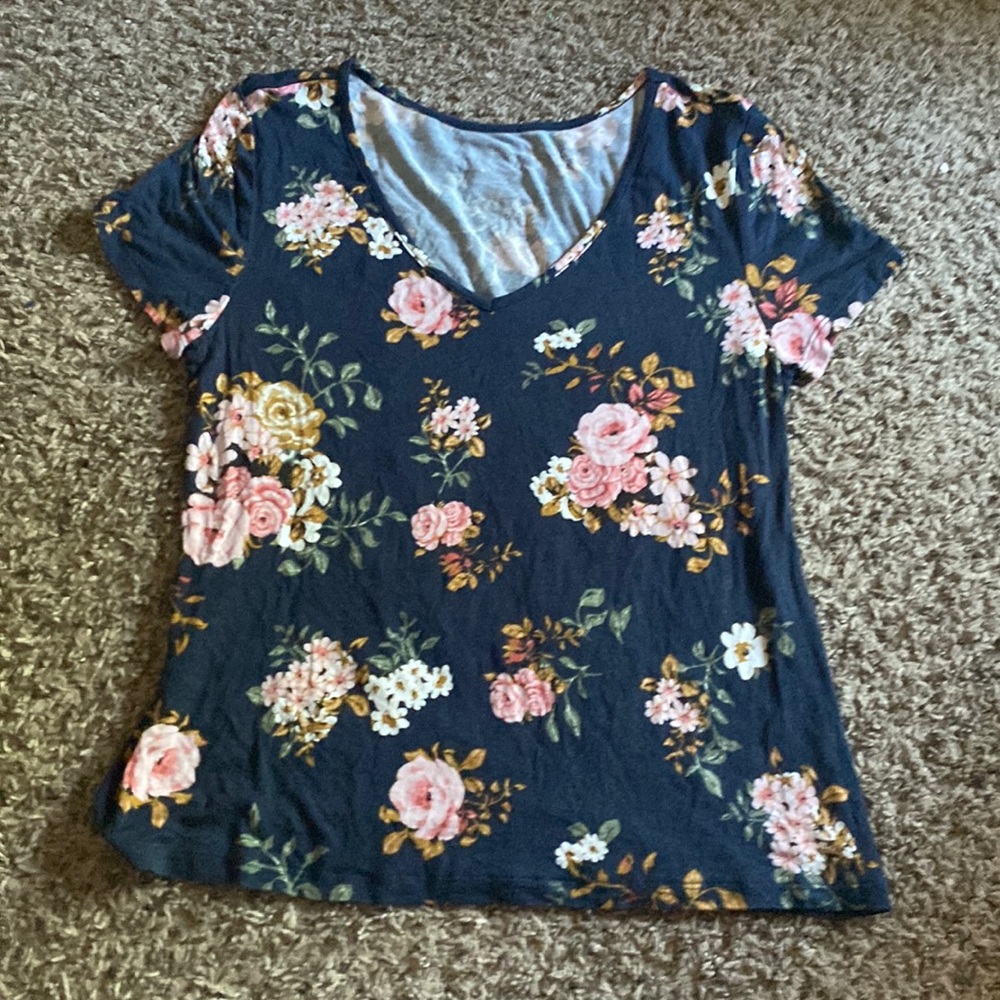floral tee